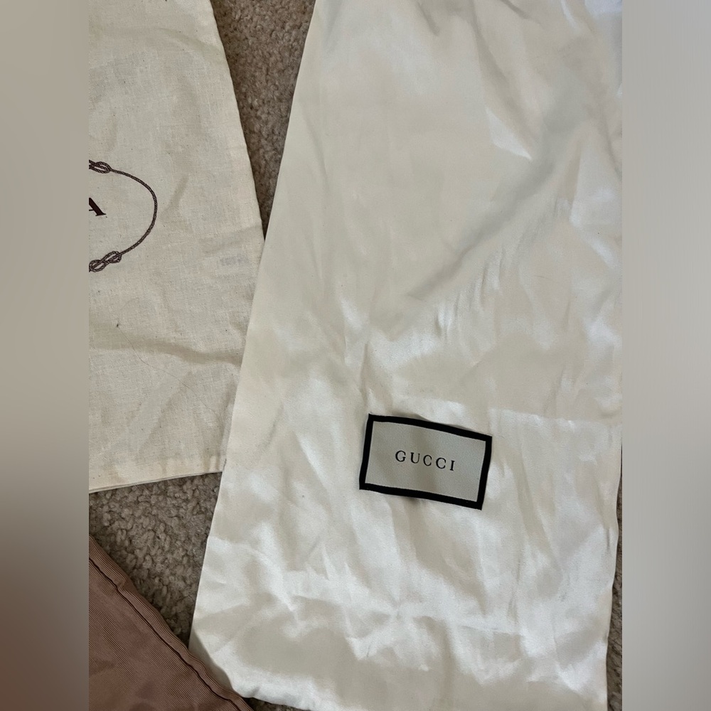 Small Prada and Gucci Dust Bags Set - Picture 3 of 4